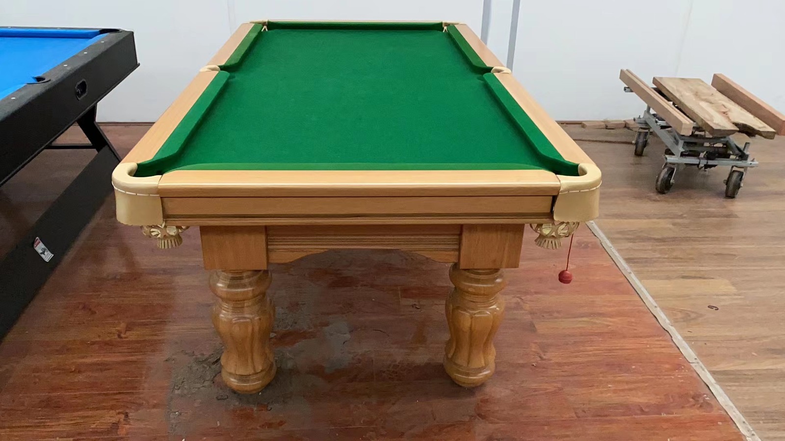 Melbourne Special - 7 Foot Used Pool Table in excellent condition