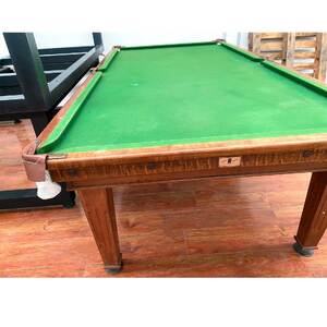 Melbourne Special - 9ft second hand pool table, sale as it is